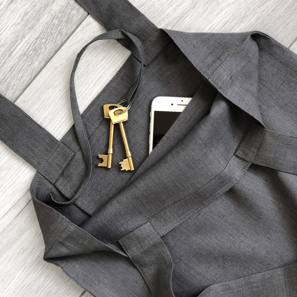 lifestyle | Graphite Linen Tote Bag | Tote Bag With Keys Strap | Linen & Fonts 