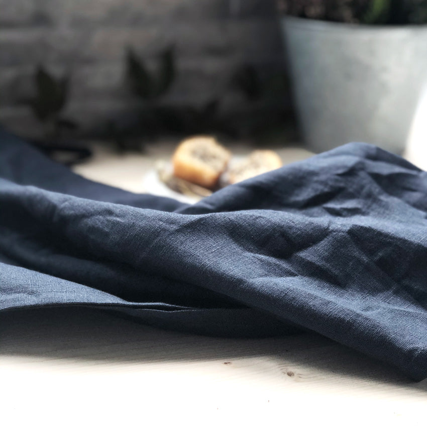 lifestyle | Navy Blue Linen Tea Towel | Kitchen Linens| Linen & Fonts 