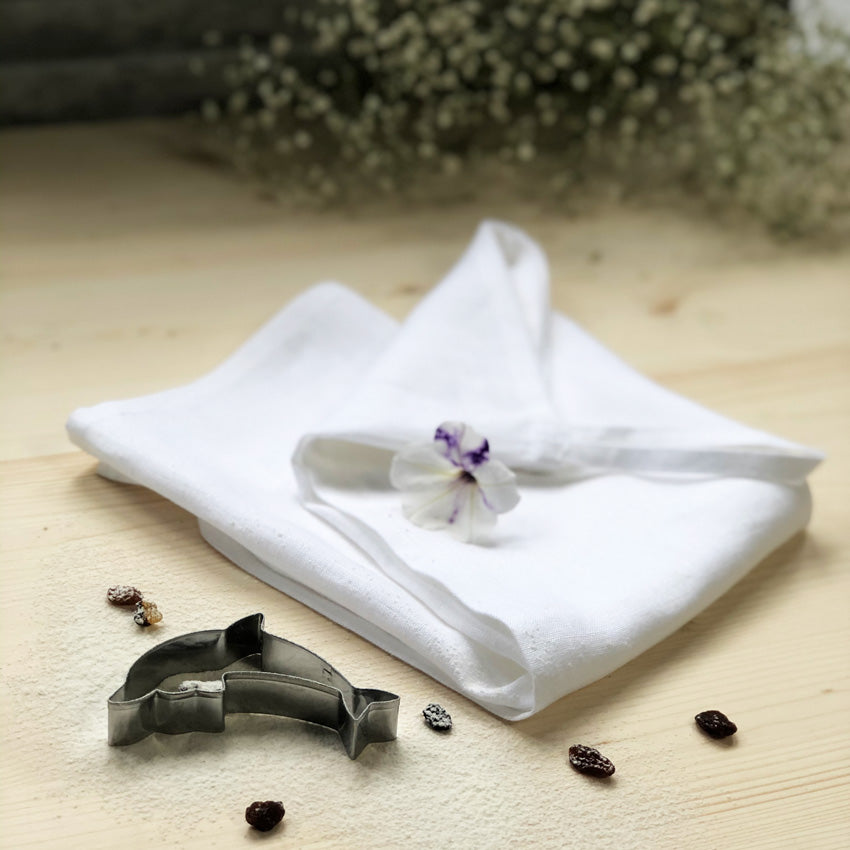 lifestyle | Pure White Linen Tea Towel | Linen & Fonts 